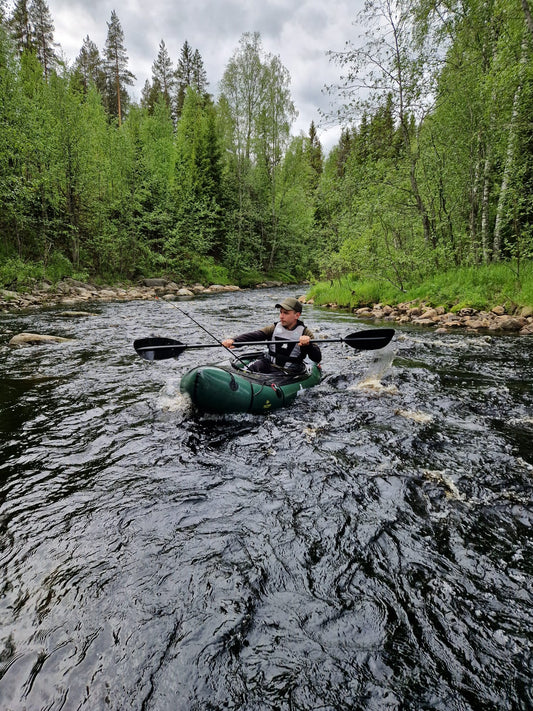 Packraft MRS Alligator koskikanootti + mela - Sijainti Kerava